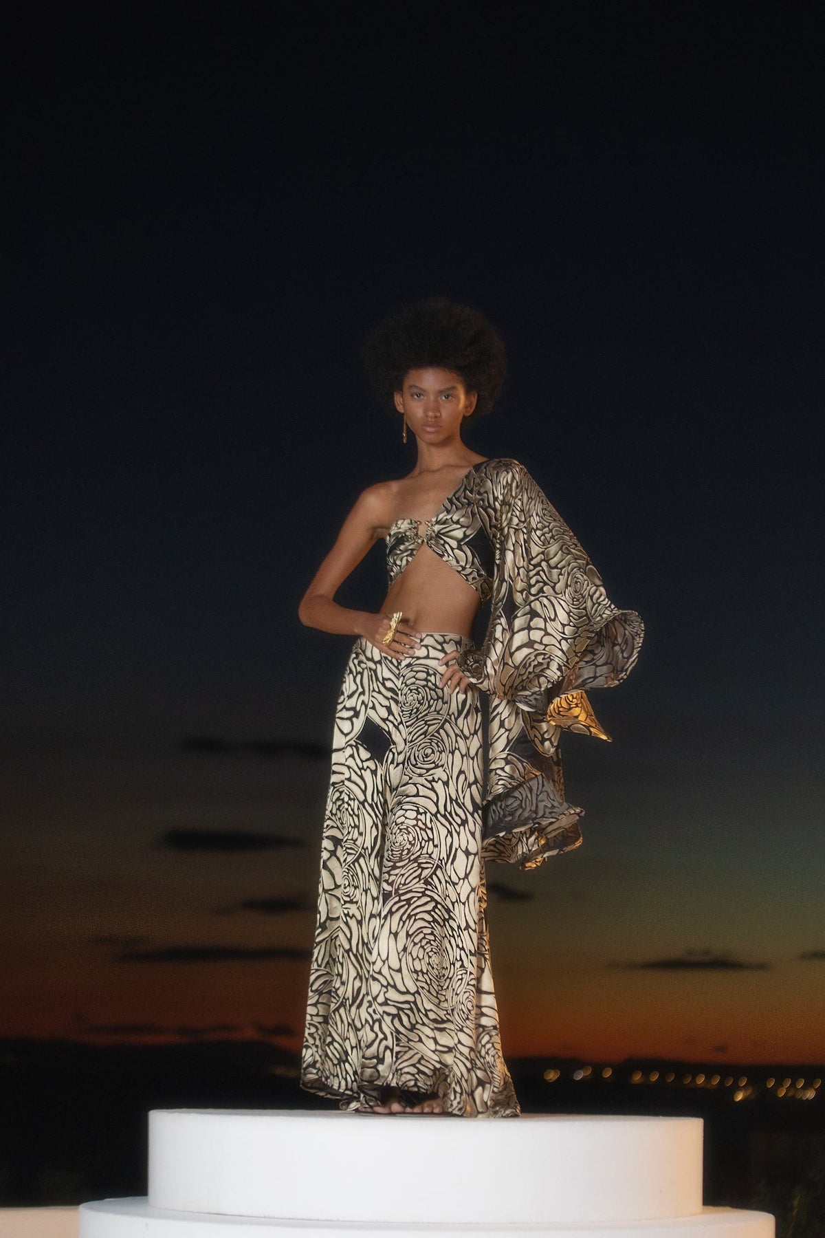 Elli trousers in silk Devore