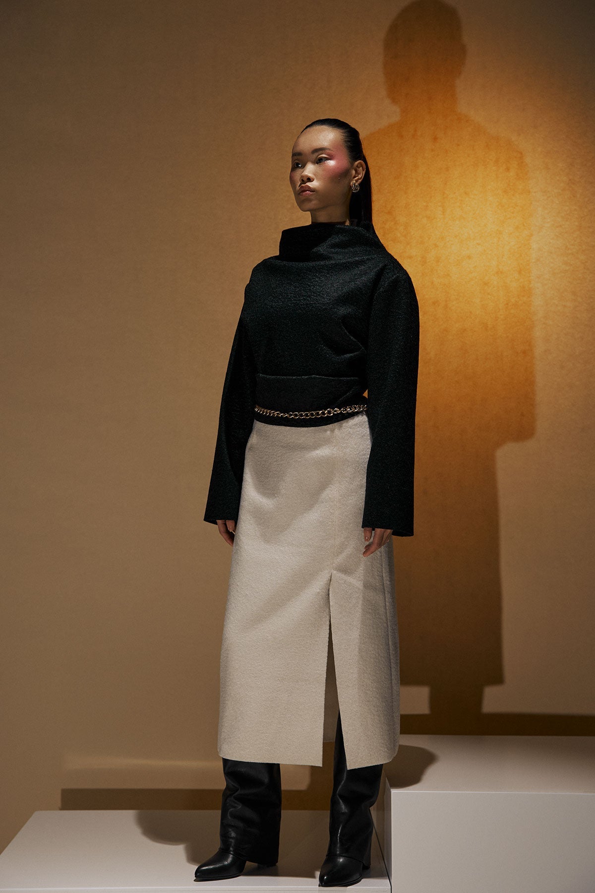 Johan turtleneck drape in brushed wool