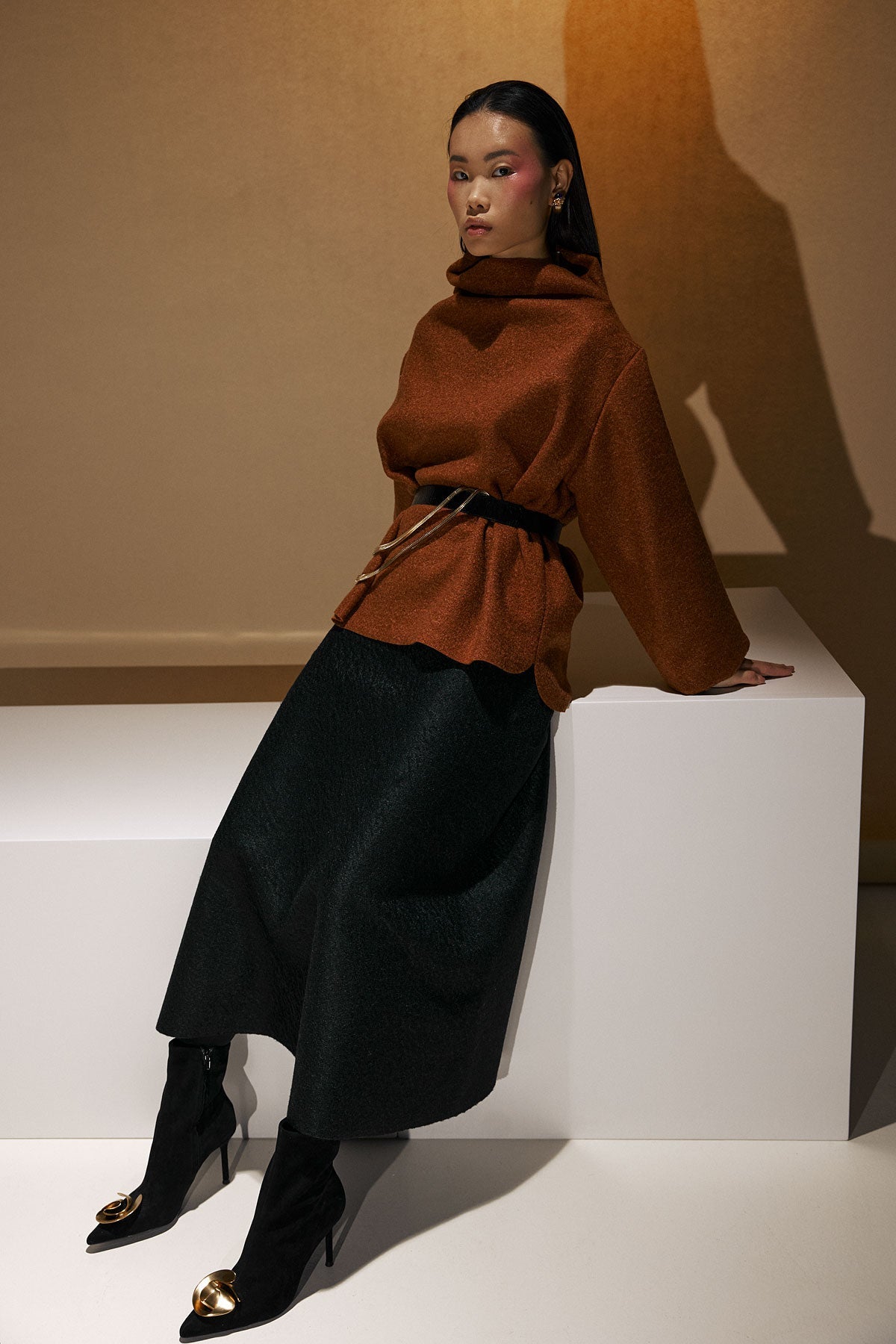 Johan turtleneck drape in brushed wool