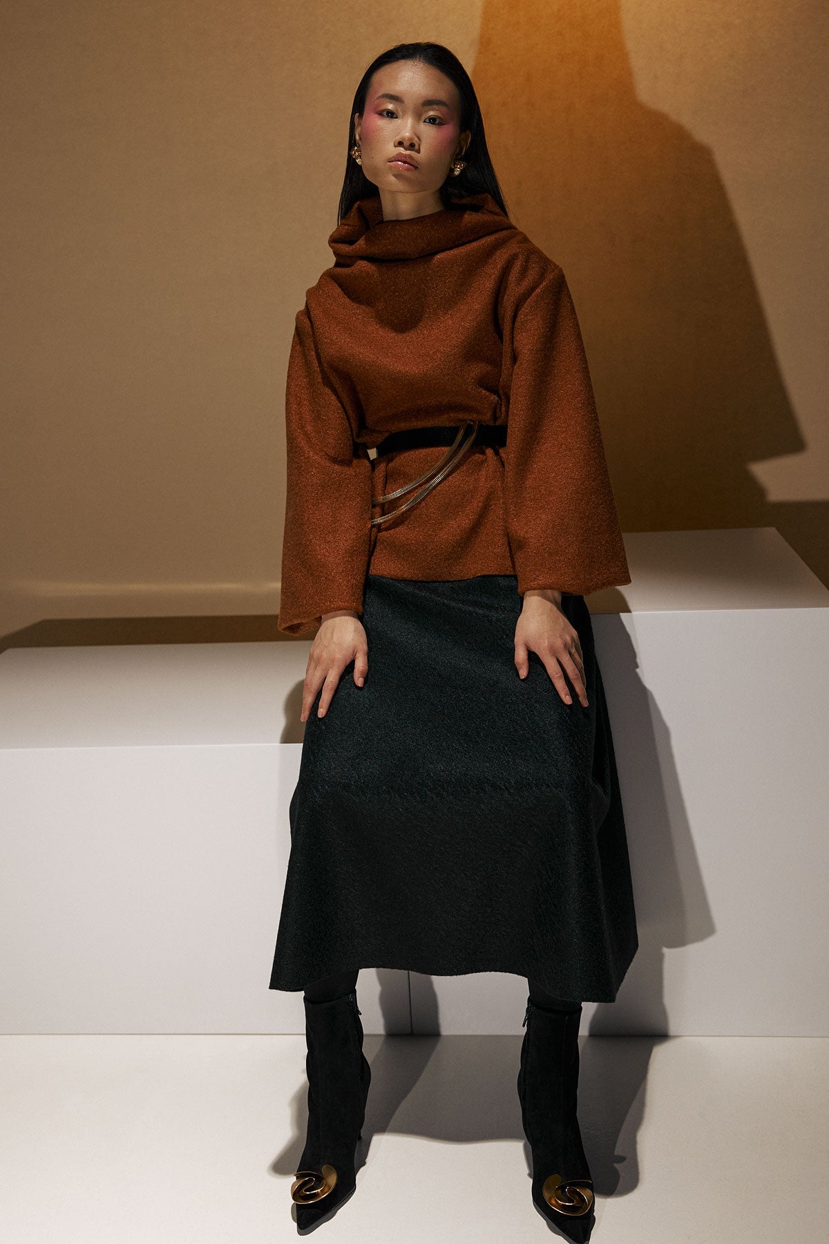 Johan turtleneck drape in brushed wool